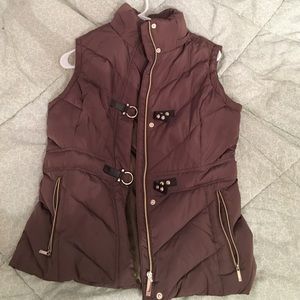 Ivanka trump brown vest