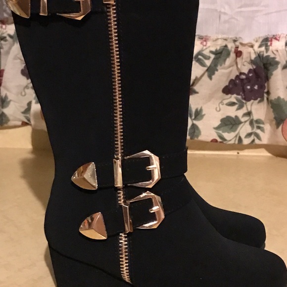 Wedge Faux Suede Little Girl Boots - Picture 2 of 4
