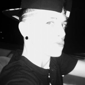 Meet your Posher, Meghan