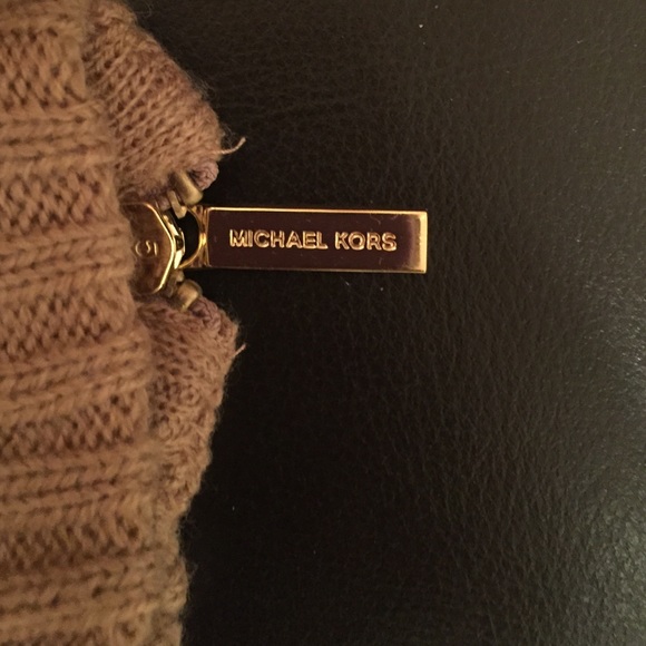 Tech Gloves - image 2