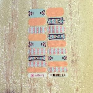 Jamberry Nail Wraps Combo (& 6 FREE combo manis!)