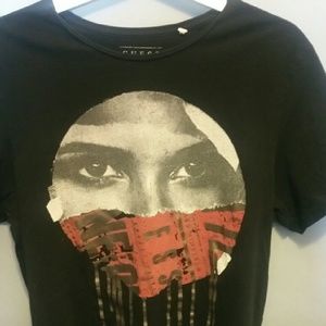 Guess t-shirt