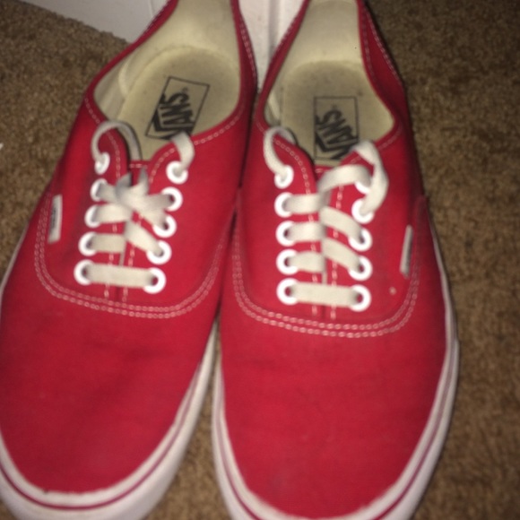 Lowtop Vans Red Size 8.5