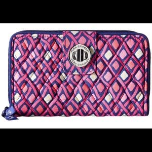 Vera Bradley turnlock wallet