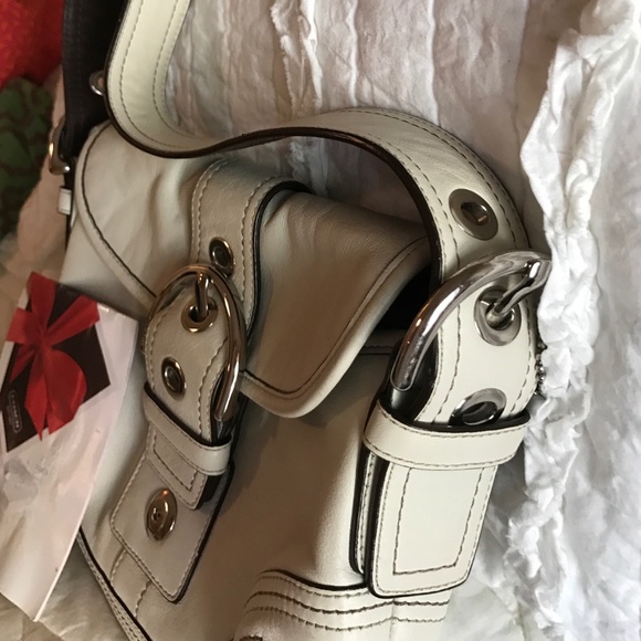 Cream coach bag - Picture 3 of 4