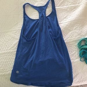Lululemon slinglet sz 4