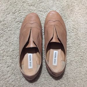 Steve Madden leather Oxford