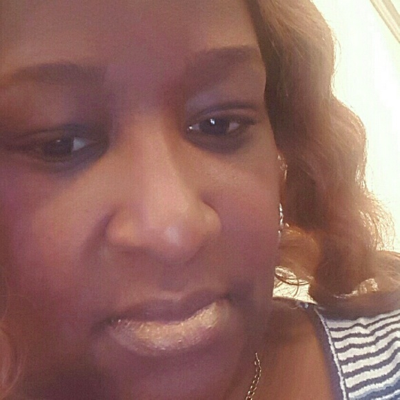 Meet your Posher, Becky