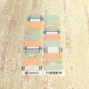 Jamberry Nail Wraps Combo (& 6 FREE combo manis!)