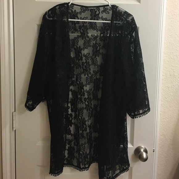 Express lace Kimono