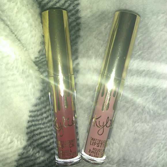Kylie Jenner lipstick matte