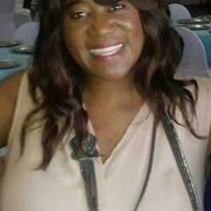 Meet your Posher, Sharon