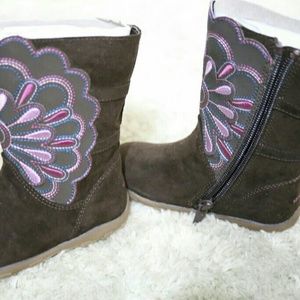 Stride Rite Bianca Brown Boots Brand New