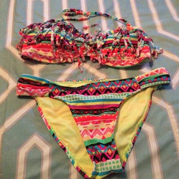Bathing suit