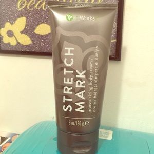 It works stretch mark cream