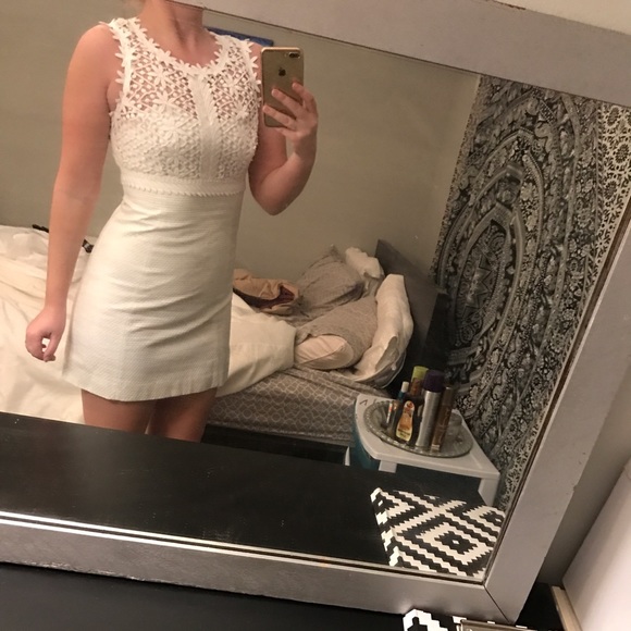 Lilly Pulitzer breakers resort shift dress white