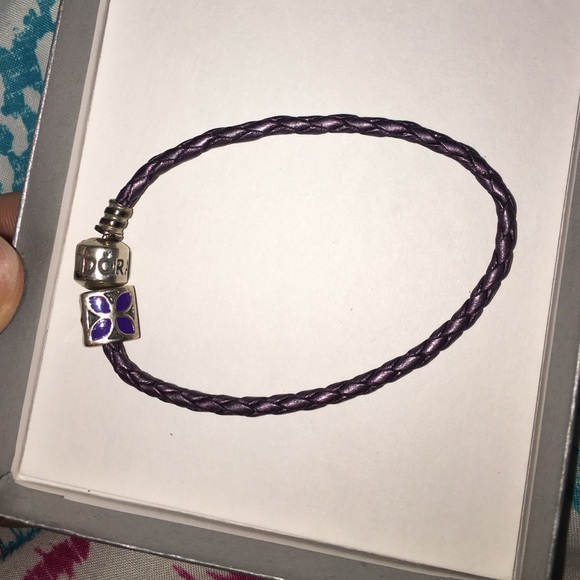 Never used Pandora  charm !!