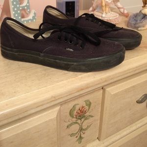 Size 8 women's Vans