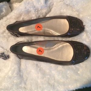 Like new brown beautiful flat shoes ISOLA