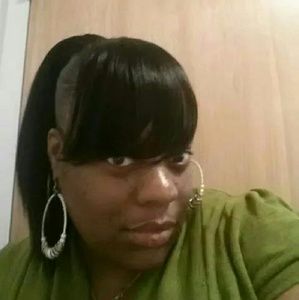 Meet your Posher, Leatha