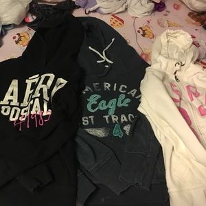 Aéropostale and American Eagle