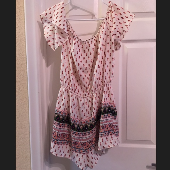 Romper - Picture 2 of 2