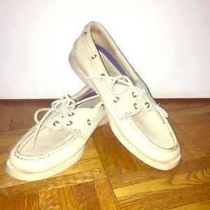 Sperry Topsiders - White