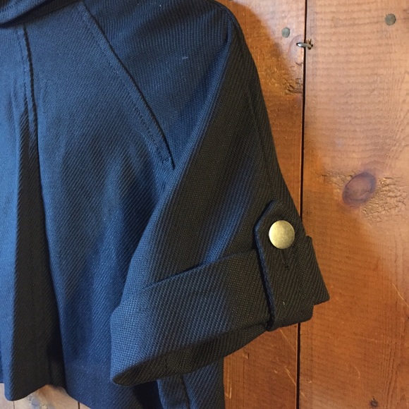 Nwot Cropped Express Jacket - image 3