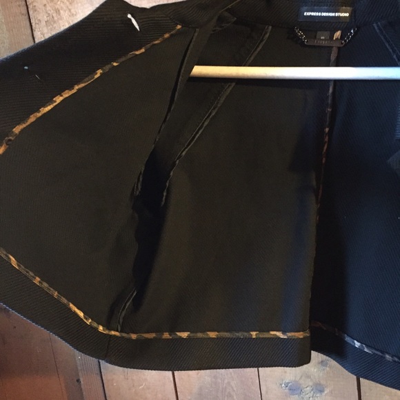 Nwot Cropped Express Jacket - image 4