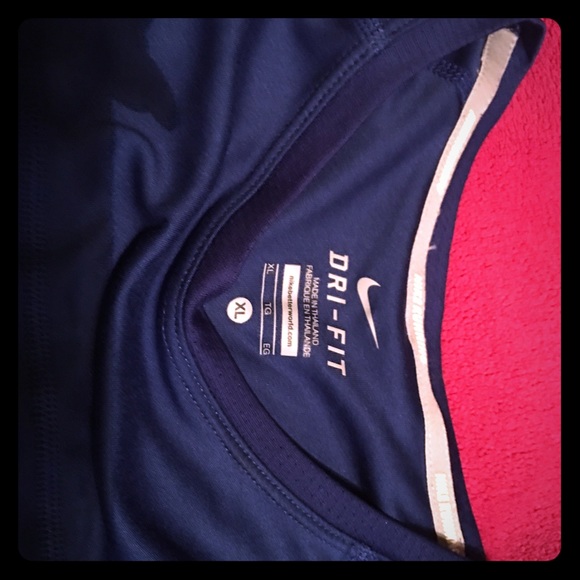 Nike DRI-FIT Shirt