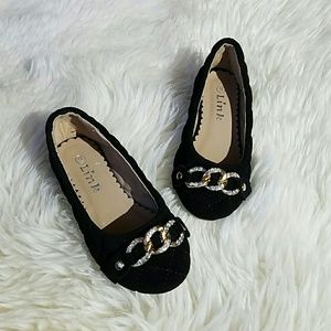 // adorable toddler shoes size 9 //