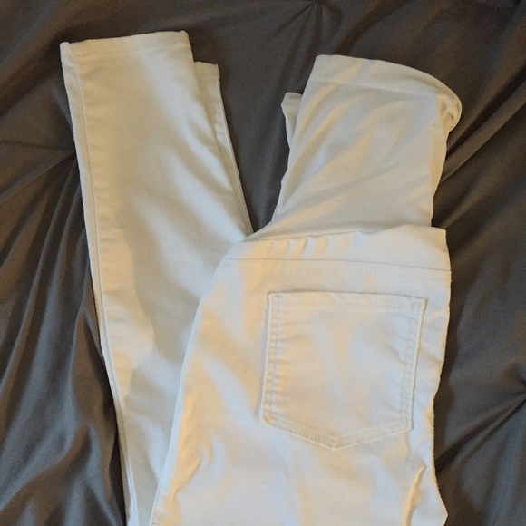 Pea in the Pod premium denim maternity jeans