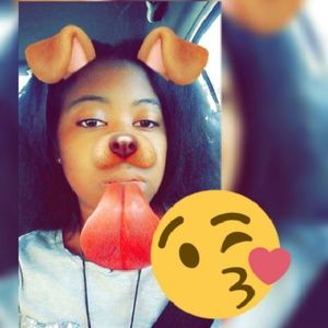 Meet your Posher, Gabriella