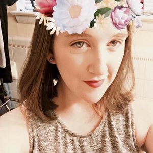 Meet your Posher, Holli