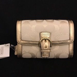 NWT Coach Signature C Trifold Ivory Gold Wallet