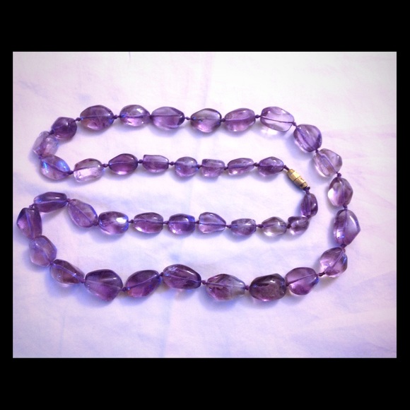 ⚜ Amethyst hand-knotted beads necklace