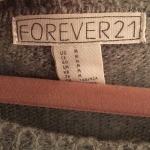 Forever 21 Sweaters - Forever 21 Crew Neck City Sweater Forever 21 Sweaters - Forever 21 Crew Neck City Sweater