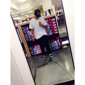 Meet your Posher, Jose