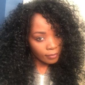 Meet your Posher, Crystal