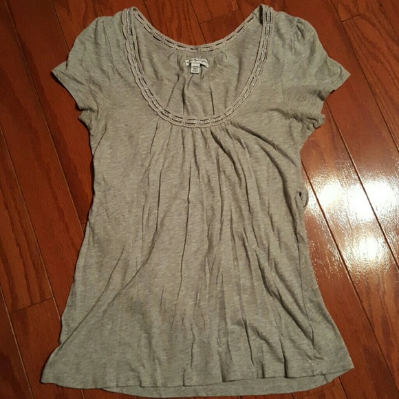 Women's AE top