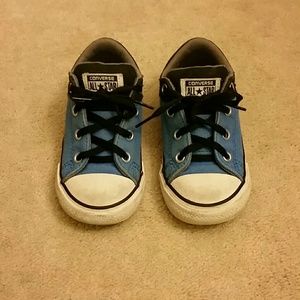 Toddler size 7 Converse All Star