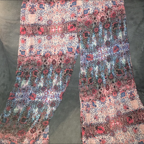 Patterned Boho Pants with elastic waistband
