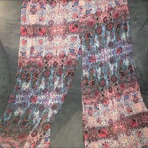 Patterned Boho Pants with elastic waistband