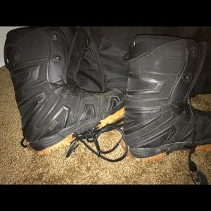Lamar Linered snowboarding boots Size 9 black