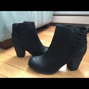 Steve Madden booties