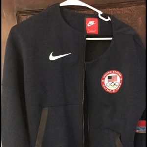 Nike sweater