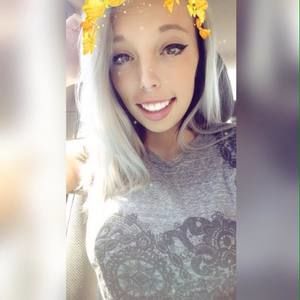 Meet your Posher, Hailey