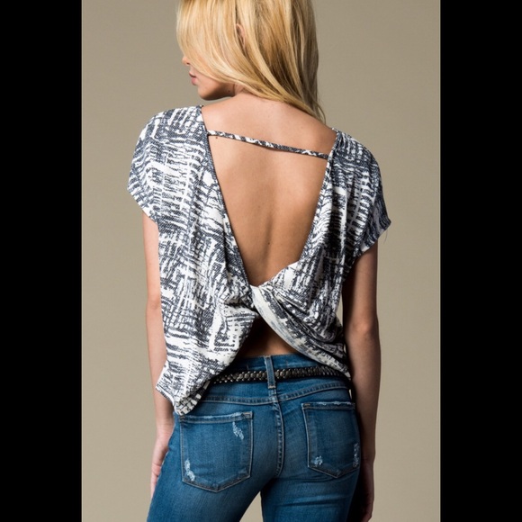 Tie Back Detail