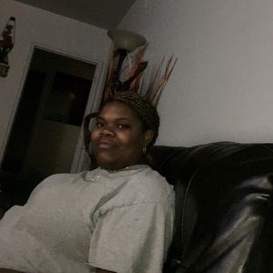 Meet your Posher, Semajia