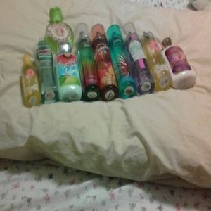 Bath & Body Works bundle!  and perfume!